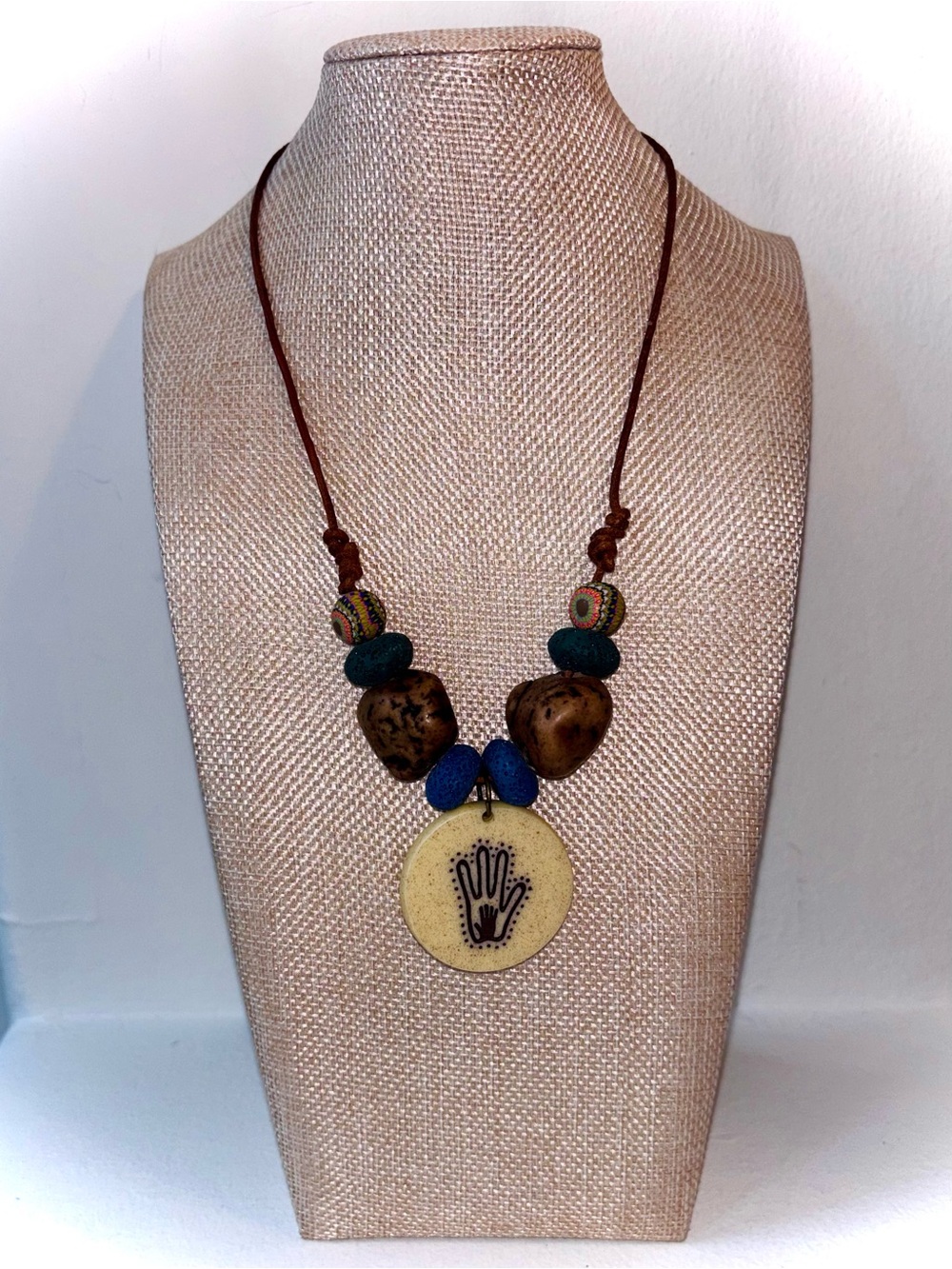 Hand Crafted Tribal Necklace Earthy Style - Picture 3 of 8